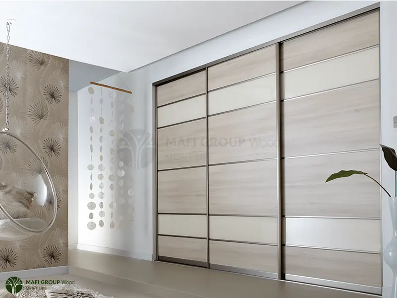 کمد دیواری با درب کشویی رنگ بژ کمد دیواری با درب کشویی رنگ بژ