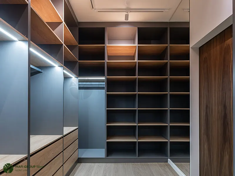 نورپرداخلی کمد در کلوزت روم